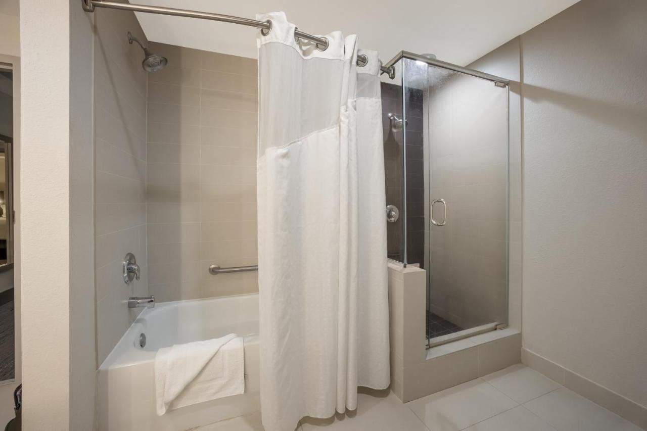 Holiday Inn Express Hotel & Suites Perry, An Ihg Hotel Екстер'єр фото