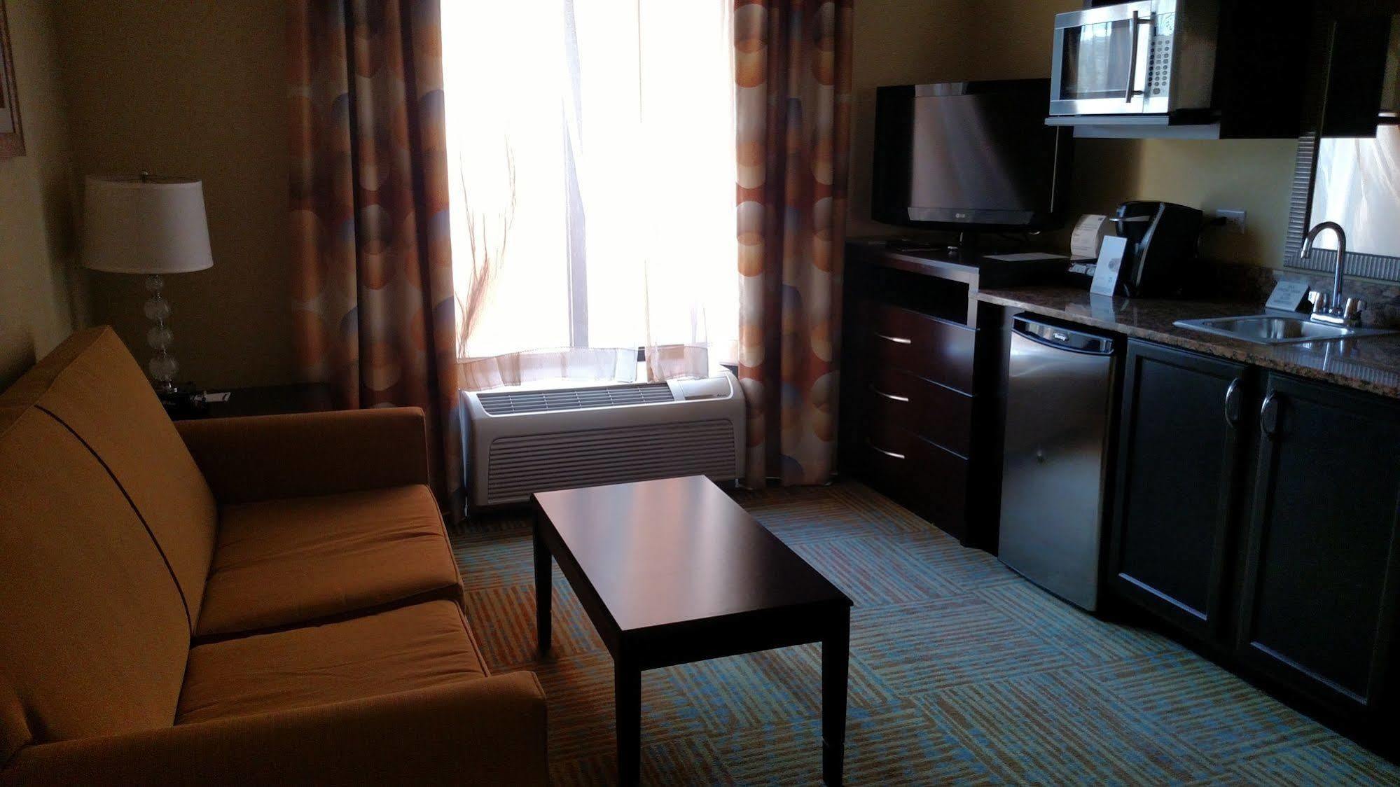 Holiday Inn Express Hotel & Suites Perry, An Ihg Hotel Екстер'єр фото
